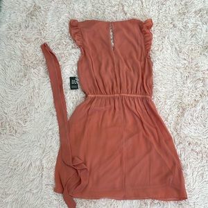 Peach color Express Dress, size medium.